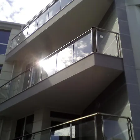 Trilogy B3 Apartment *